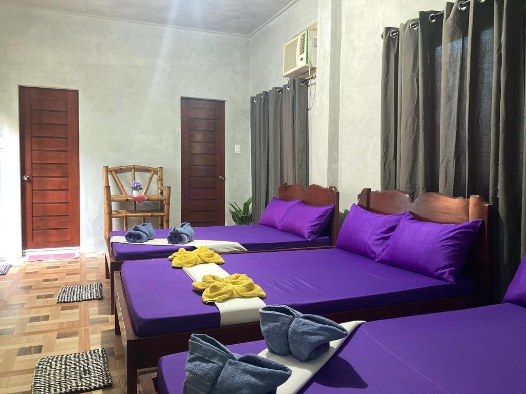 Cupids Cabin Homestay, Cebu, Philippines