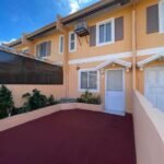 Cute 2 room House with pool access, Tarlac, Philippines
