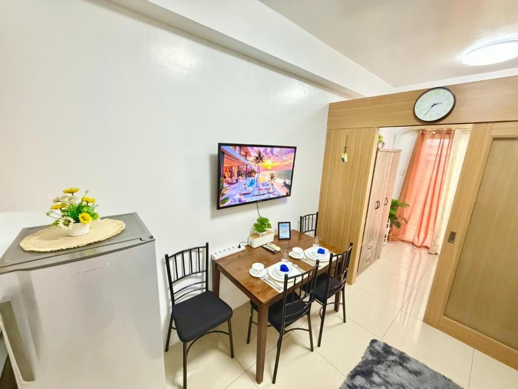 Dream Staycation at Shell Residences - MOA, Manila, Philippines - 5 Star Exceptional Reviews and Travel Guide