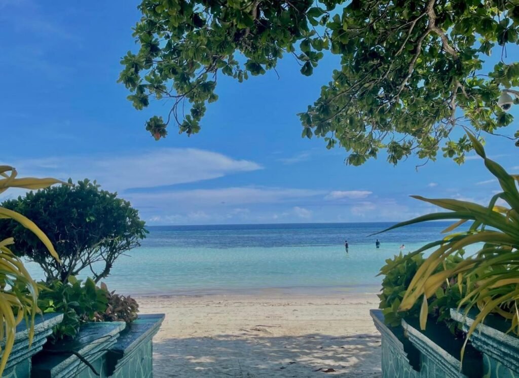 DumaluanBeach-Marilou Resort