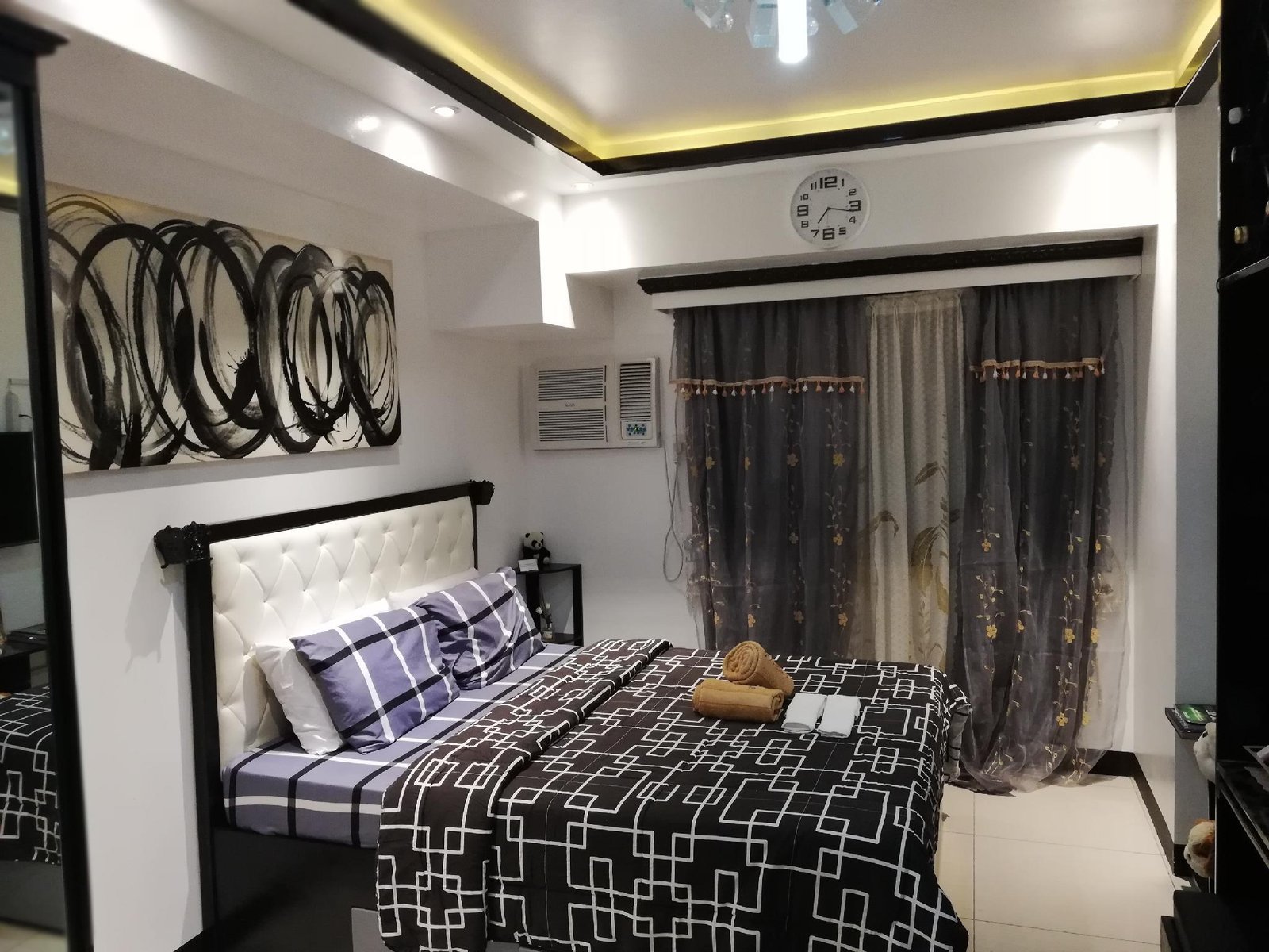 ECJ Elegant Studio Suite @ Horizons 101