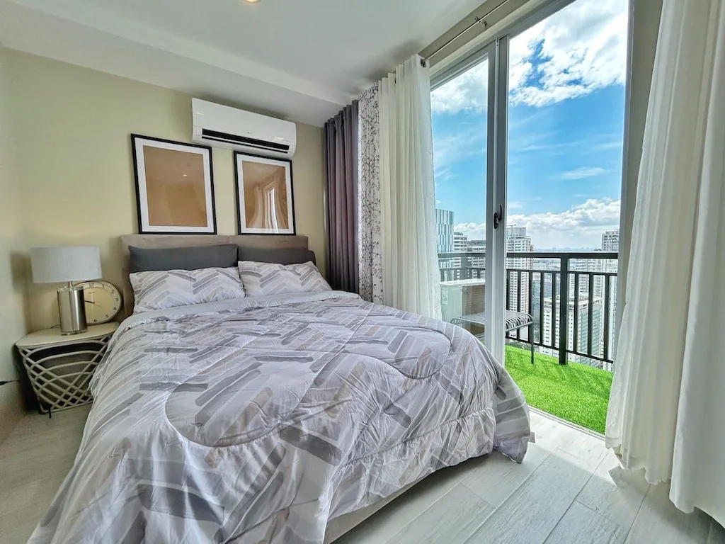 ENJOY Cebu City – Best View & Location! Cebu, Philippines 3-Star Unforgettable Urban Oasis