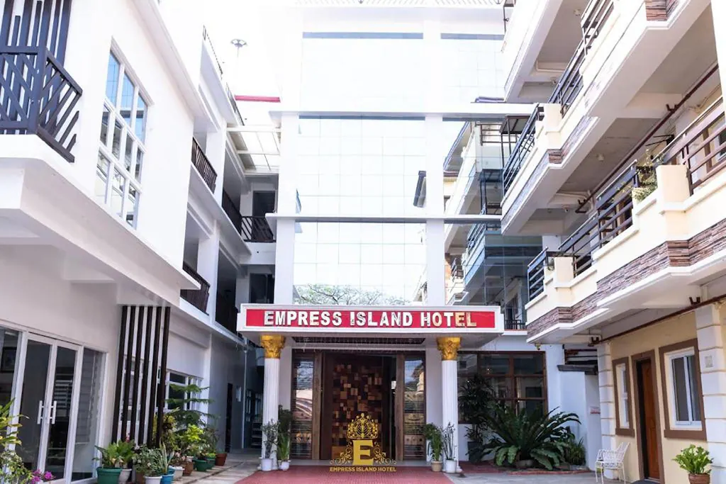 Empress Island Hotel Alaminos City Reviews and Travel Guide