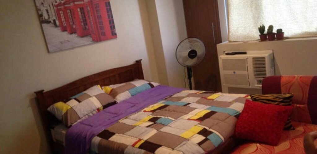 Favila Condotel - The Palmtree