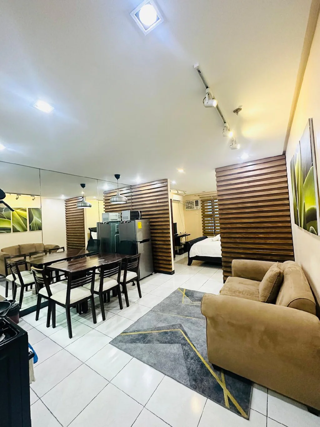 Floor Malate Bayview Mansion 30I Manila Philippines Reviews and Travel Guide