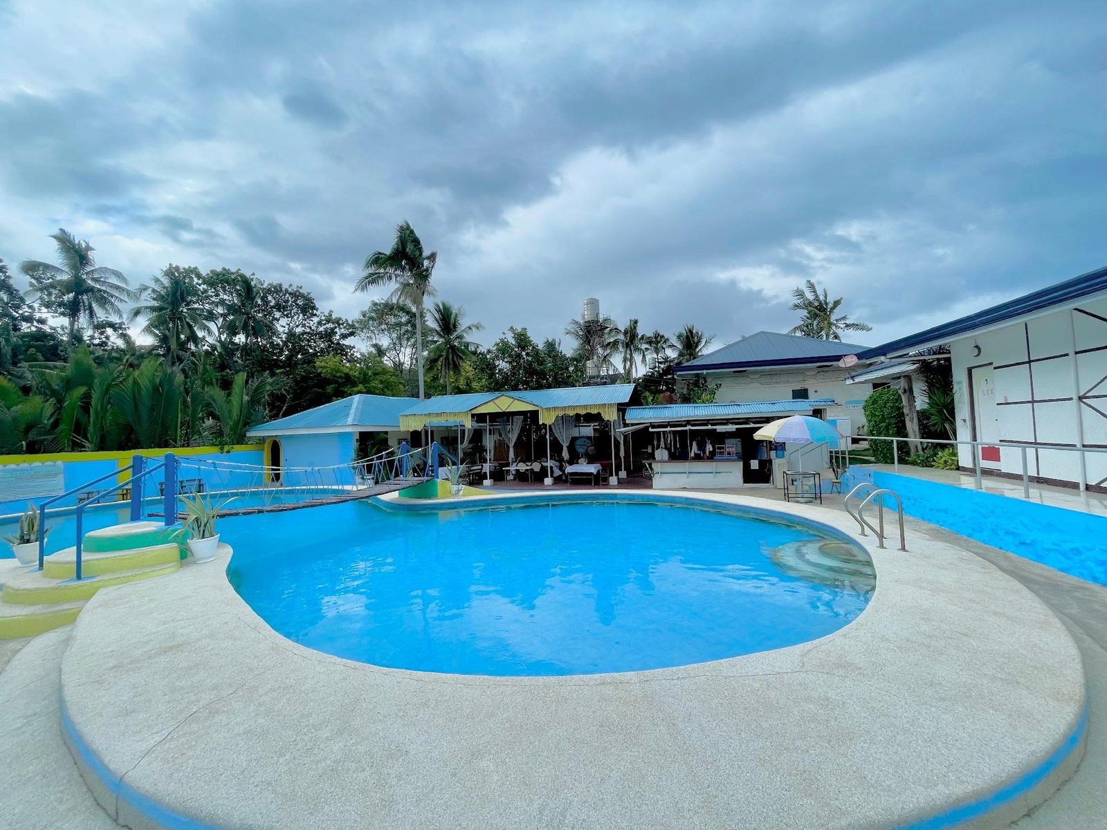 Giswold-Lagunde Beach Resort