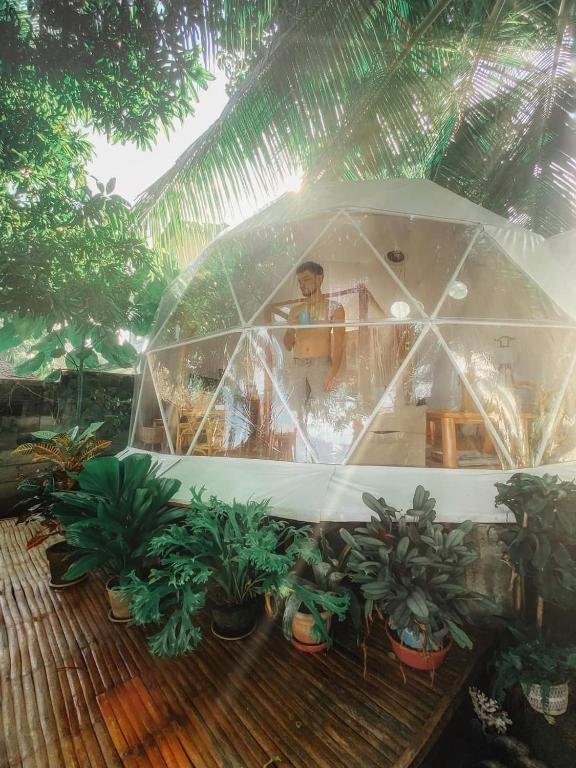 Glamping Dome Dauin Beach Resort, Dumaguete, Philippines