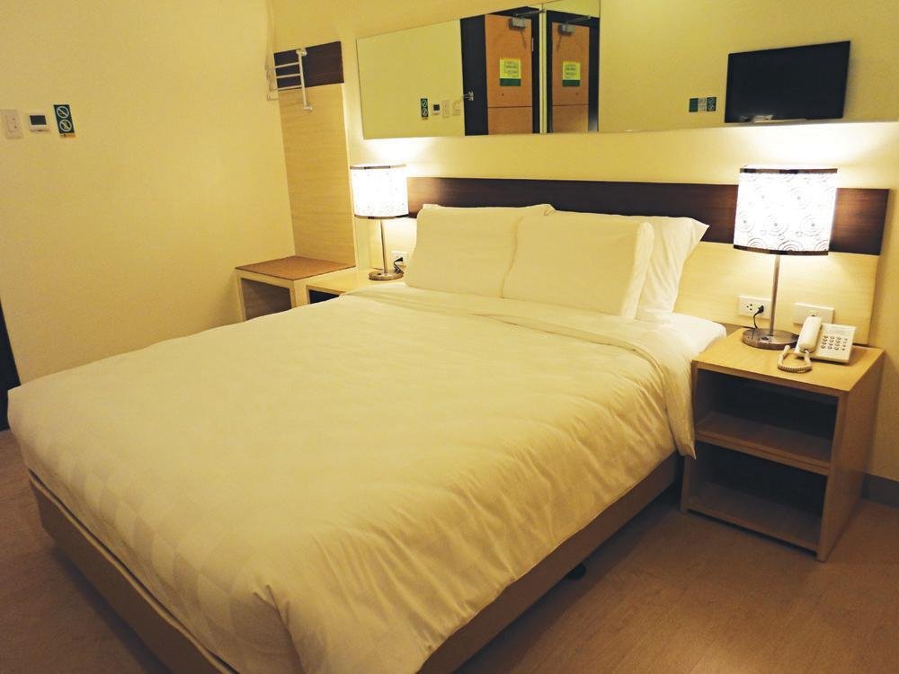 Go Hotels Otis-Manila