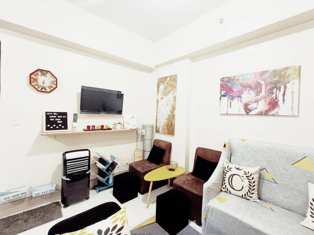 Helens Hideout San Juan Manila Reviews and Travel Guide 5 Star Exceptional Booking Value
