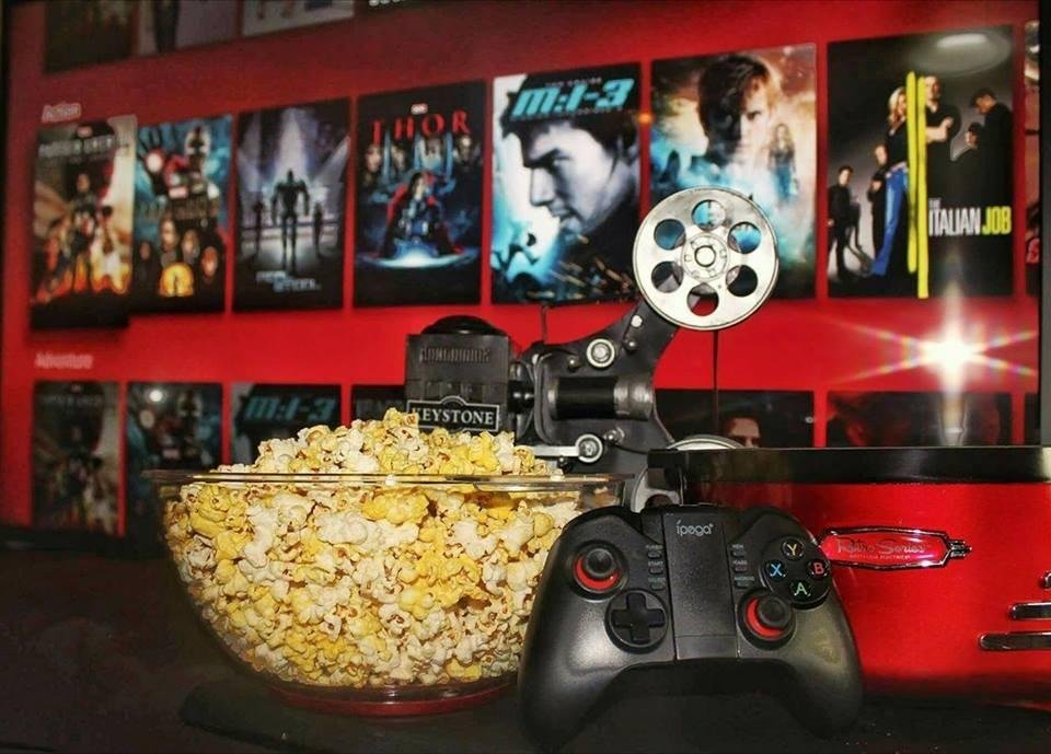 Home Theater with 65 inch SmartTV