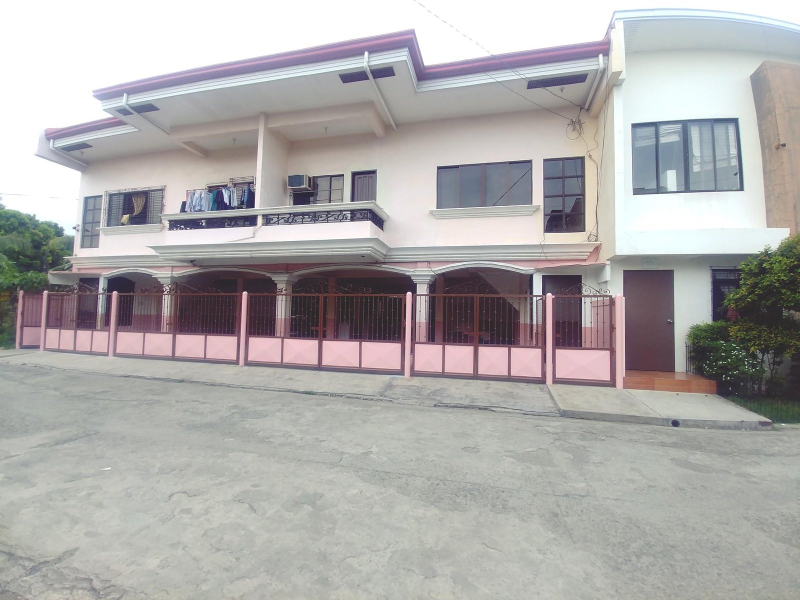 Homey 3-Bedroom Apartment