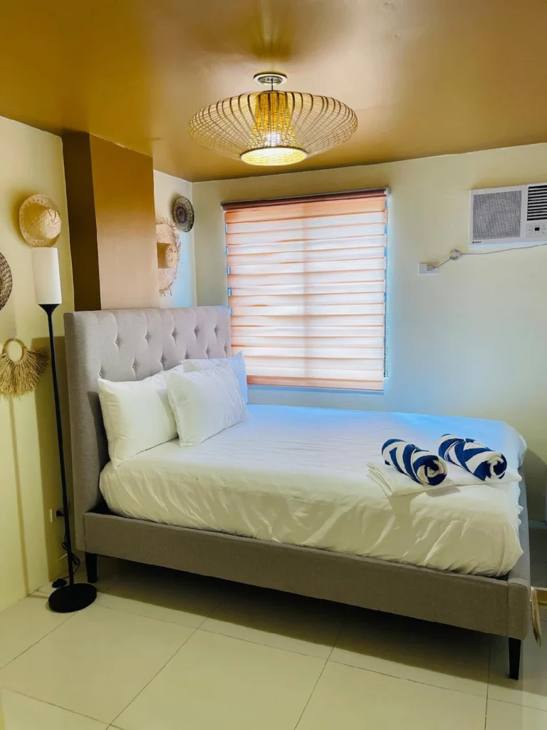 Hunter’s 2-Bedroom Deluxe Home by Planeta Vergara Manila Philippines Reviews and Travel Guide