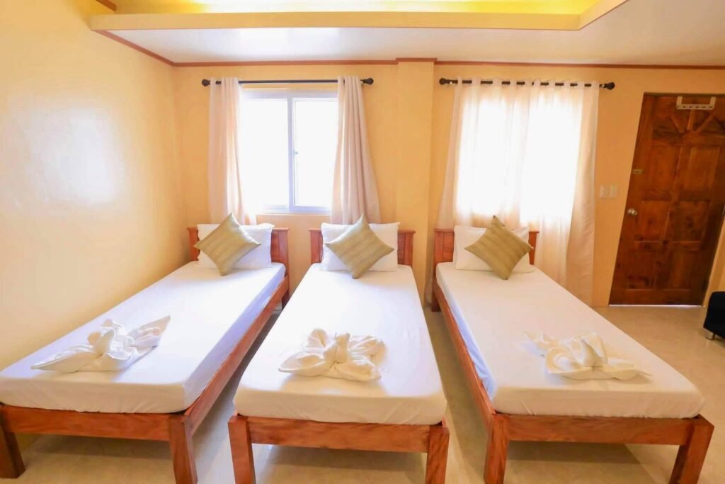 ICHEHAN lodge Triple room