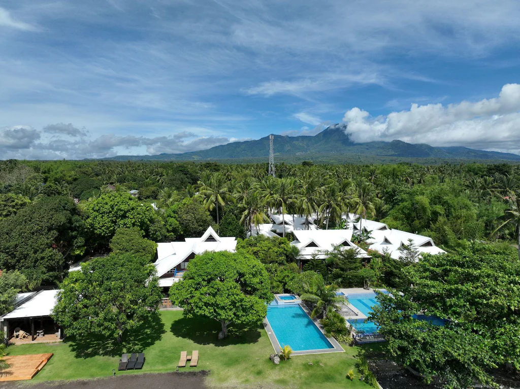Infinity Diving Resort and Residences Dumaguete Philippines Reviews and Travel Guide