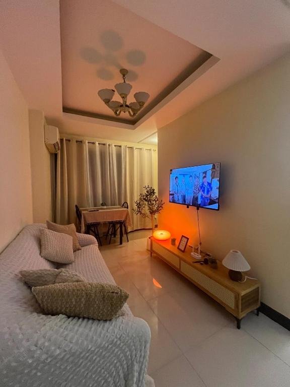 JFS Staycation at Birch Tower - Cozy Home, Manila, Philippines