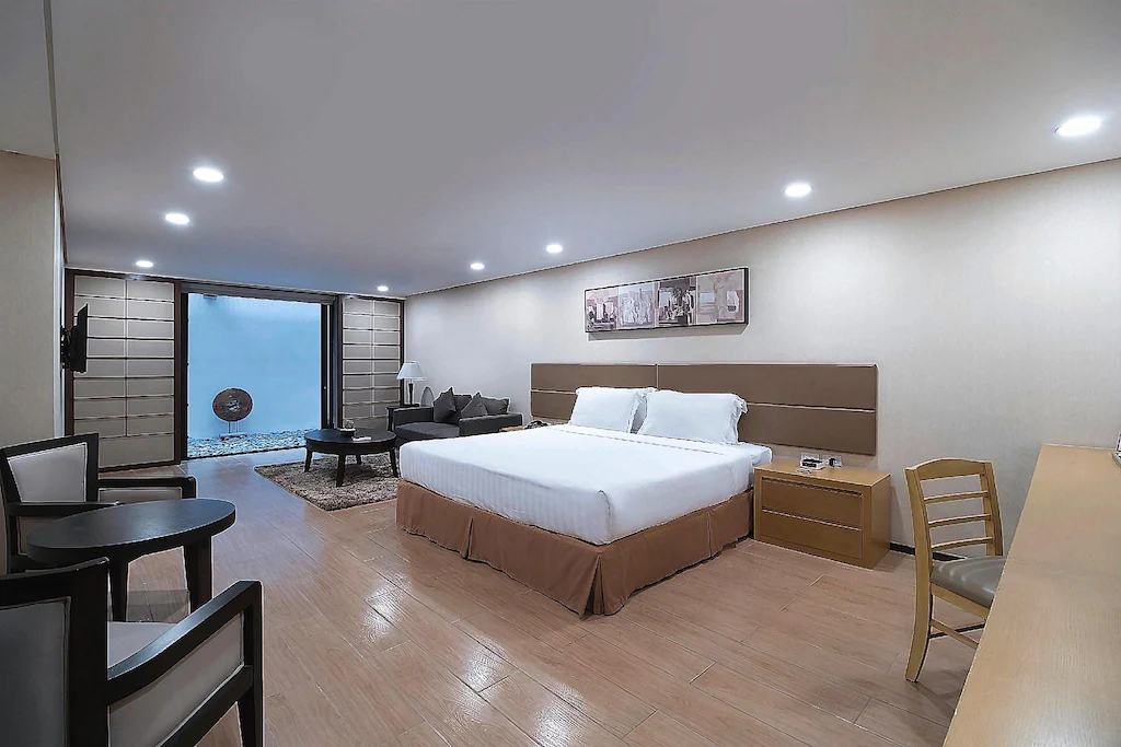 Jinjiang Inn – Makati, Manila, Philippines