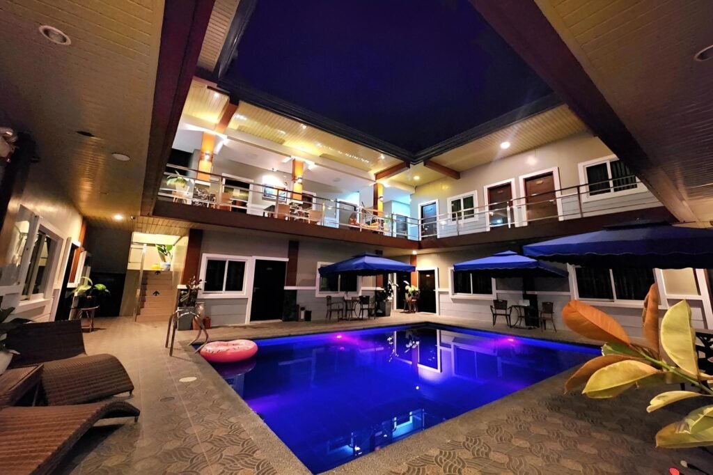 Jo Carter's Hotel & Suites Angeles City