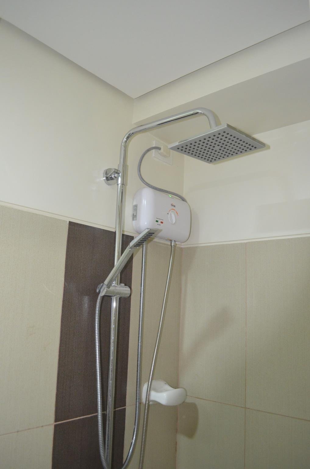 Jovic's Condo at Breeze Residences