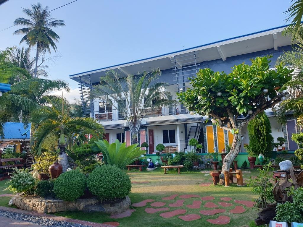 L and M Hearthstones Lodge