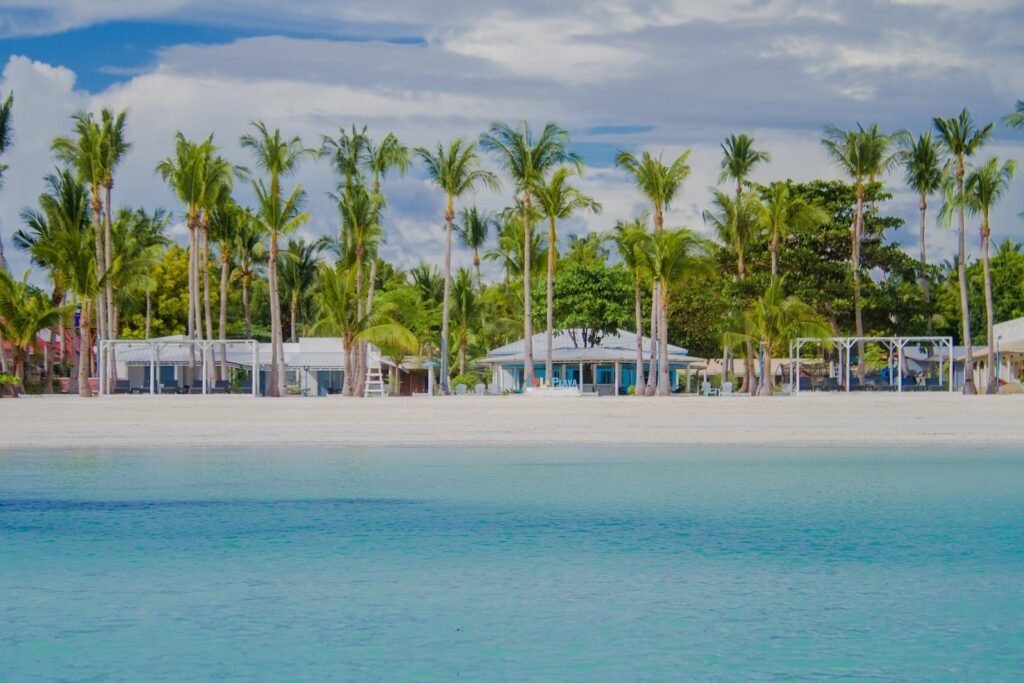 La Playa Estrella Beach Resort