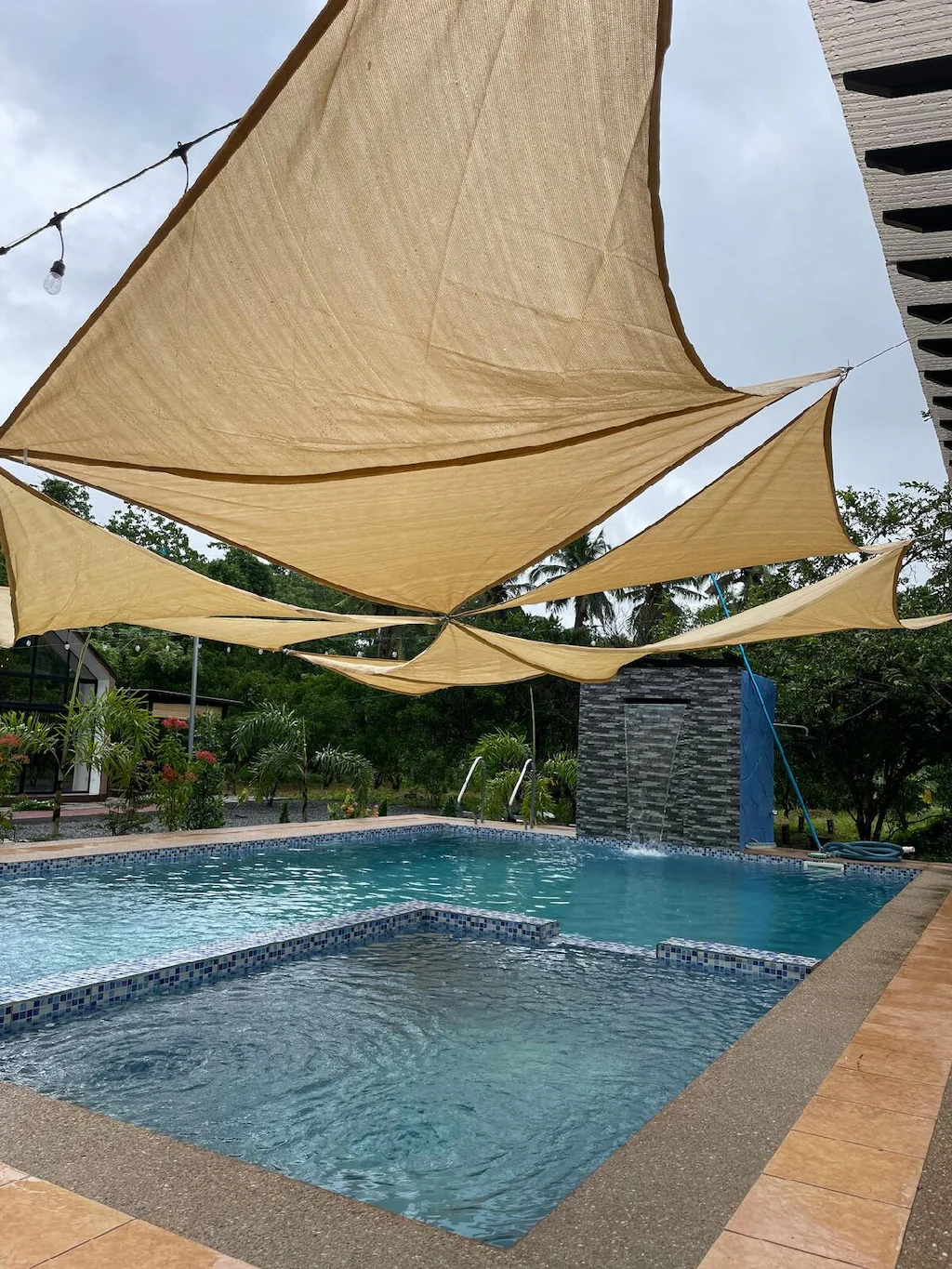 Leo’s Place Rosario-Papaya Tiny House, Batangas, Philippines