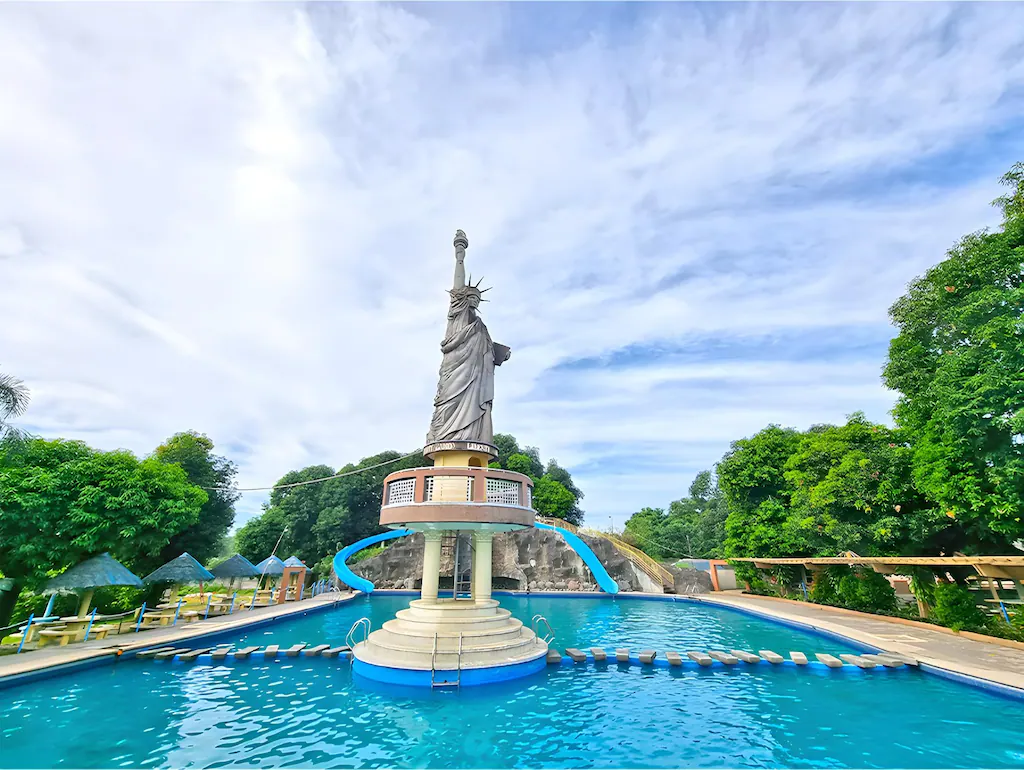 Libertyland Waterpark Resort Mexico Pampanga Philippines 3 Star Hotel Review Unpack Phenomenal Family Aqua Thrills In This Ultimate Travel Guide