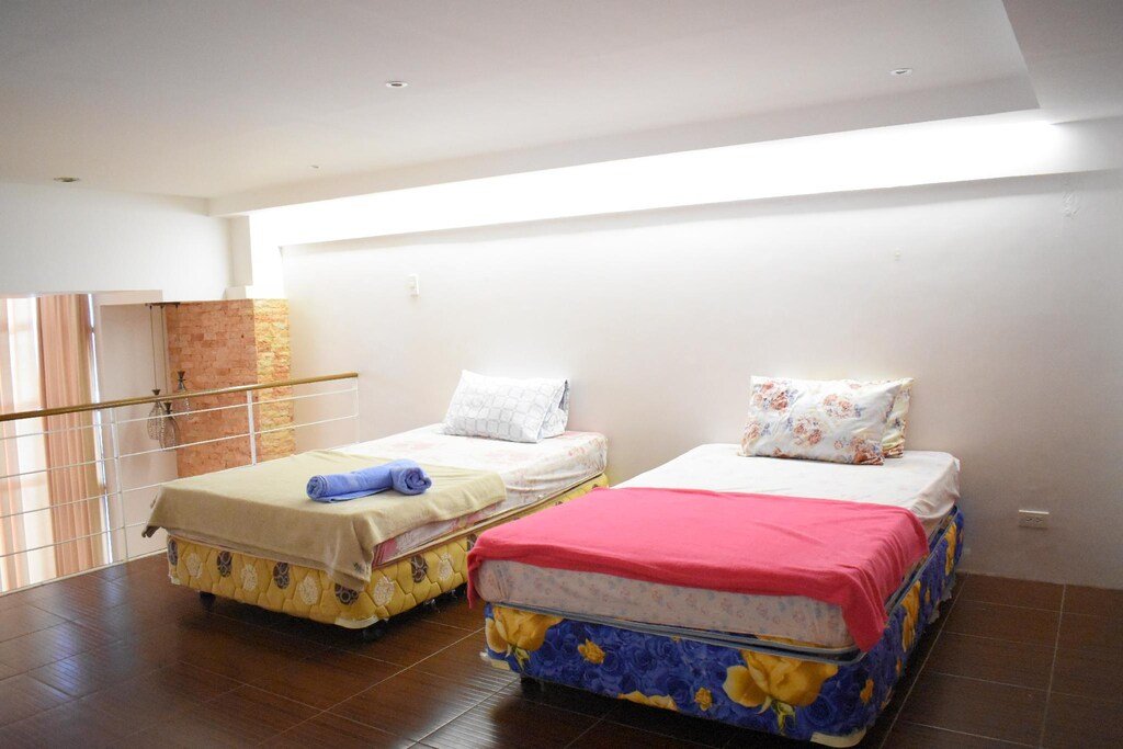 Loft Type spacious condo unit 1 BR - 1814, Cebu, Philippines