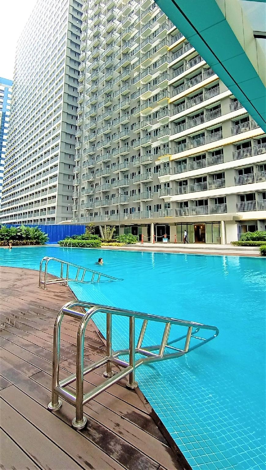 Lovely Fame@1Lea, Manila, Philippines