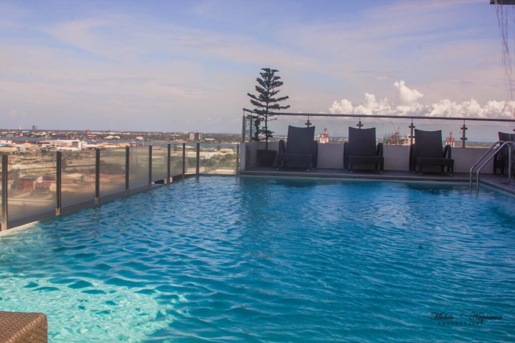 MABOLO GARDEN A3  FREE POOL GYM WIFI NEAR MALL