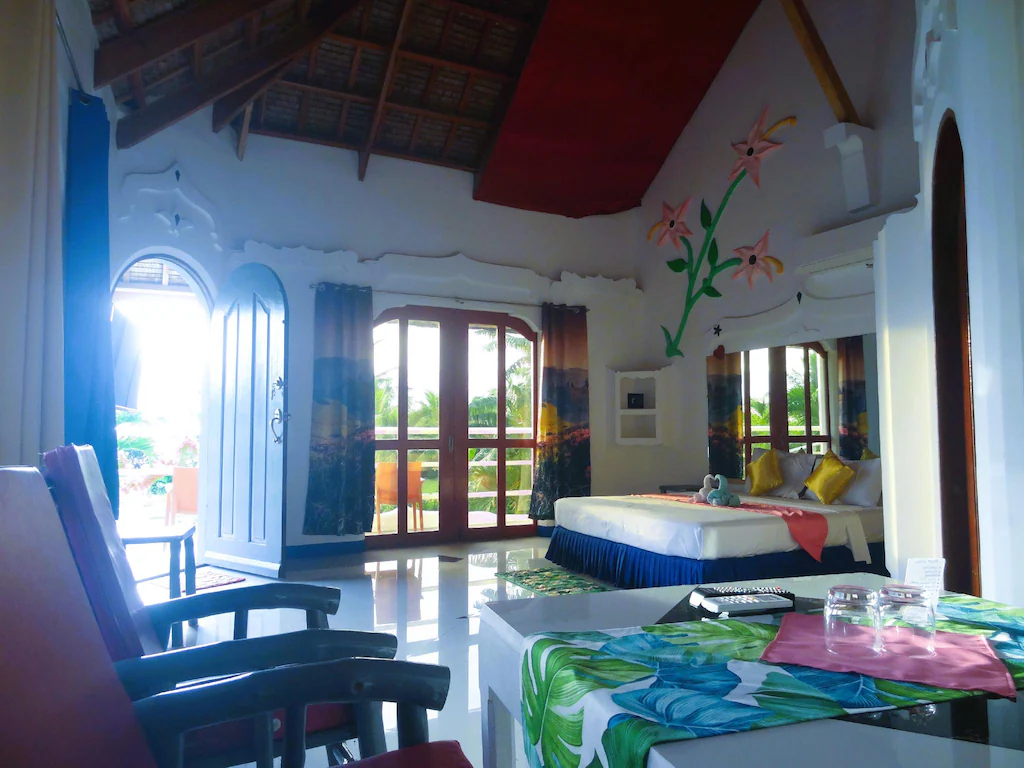 MG CHATEAU RESORT Reviews Travel Guide 5-Star Spectacular Getaway