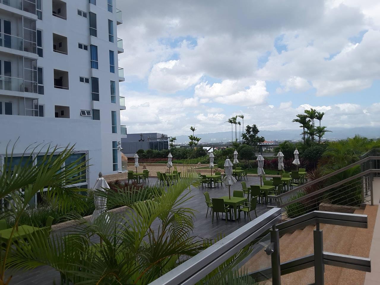 Mactan New Town 1 BR Twin Bed with wifi