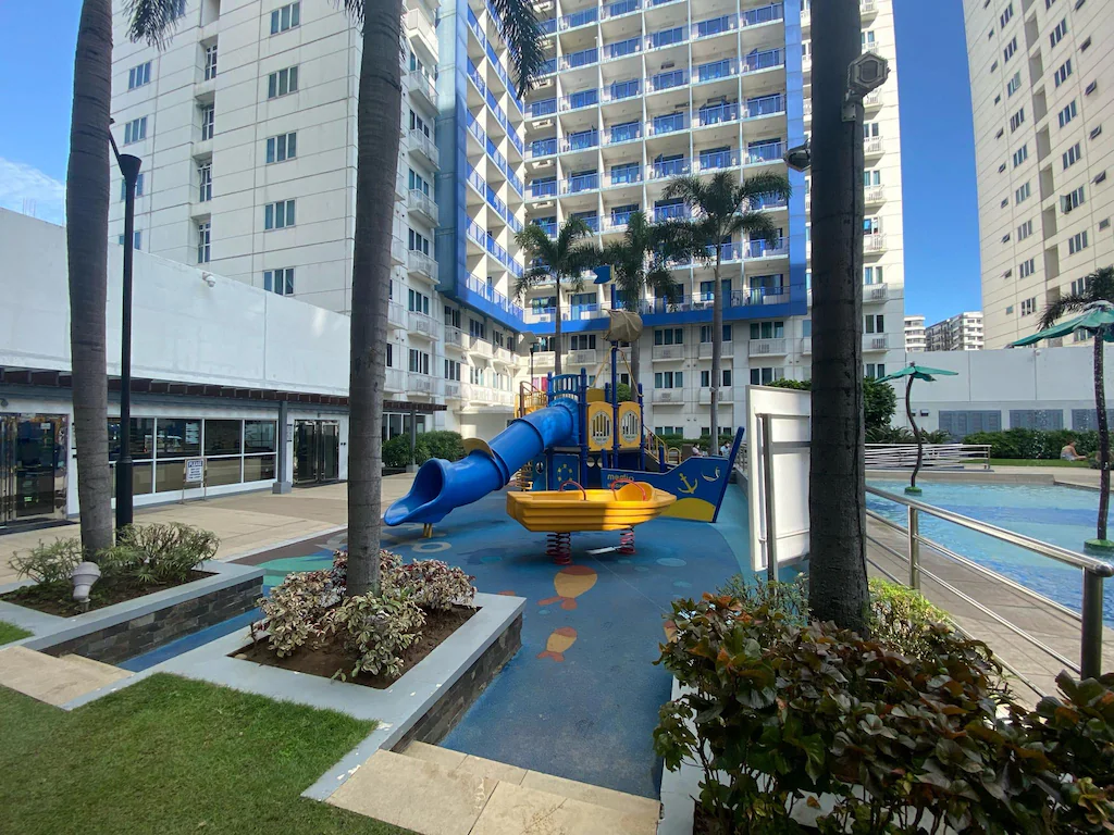 Madison Place At Sea Residences, Manila, Philippines
