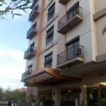 Main Hotel and Suites