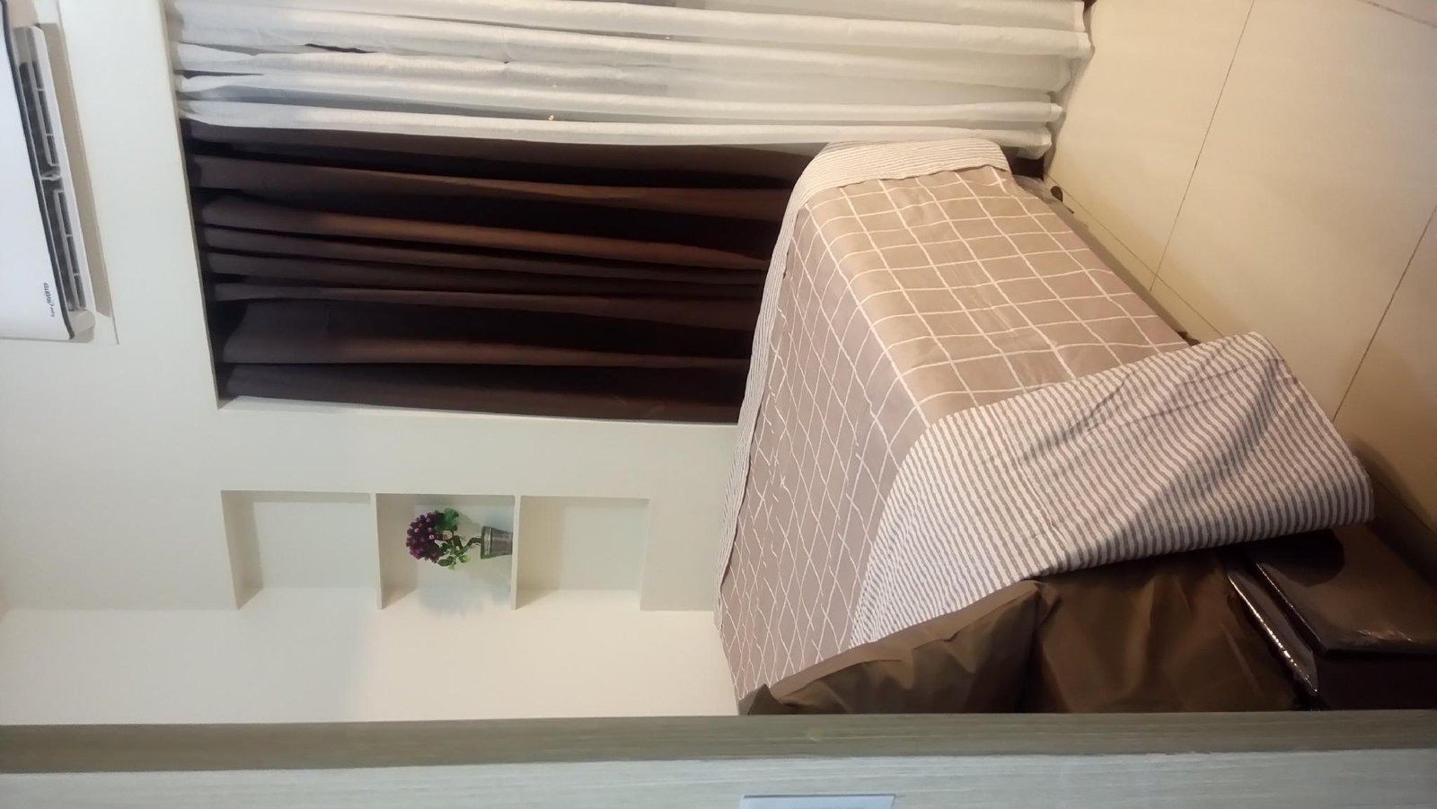 Manila StayCation @ Breeze Residences by MCH