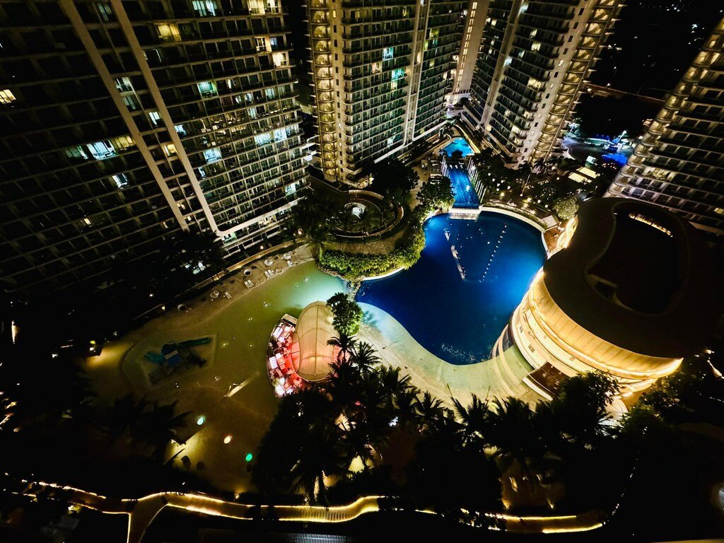 Masies Beach View Suite at Azure Urban Resort Manila Reviews and Travel Guide Fantastic 1 Star Condo Resort Rating Achievement