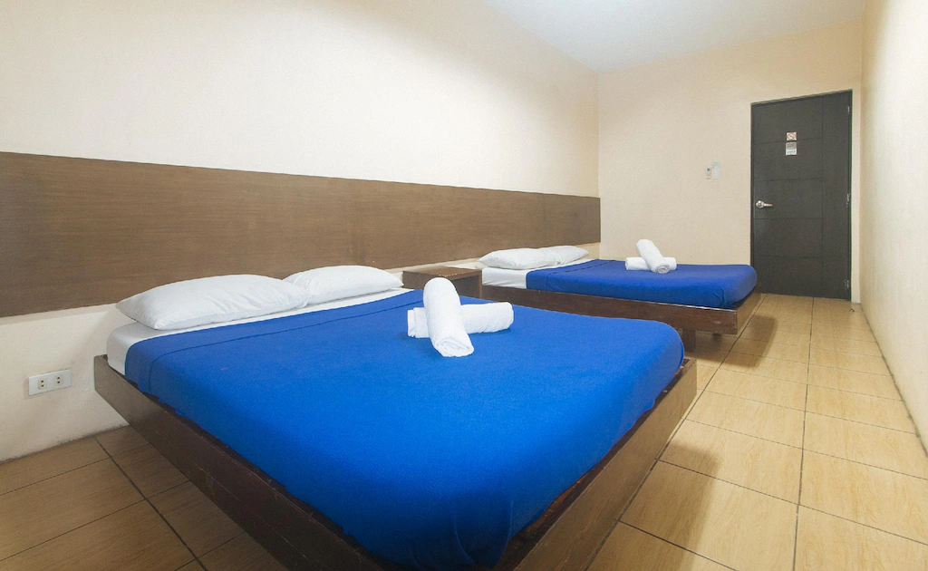 Metro Deluxe Residences, Manila, Philippines