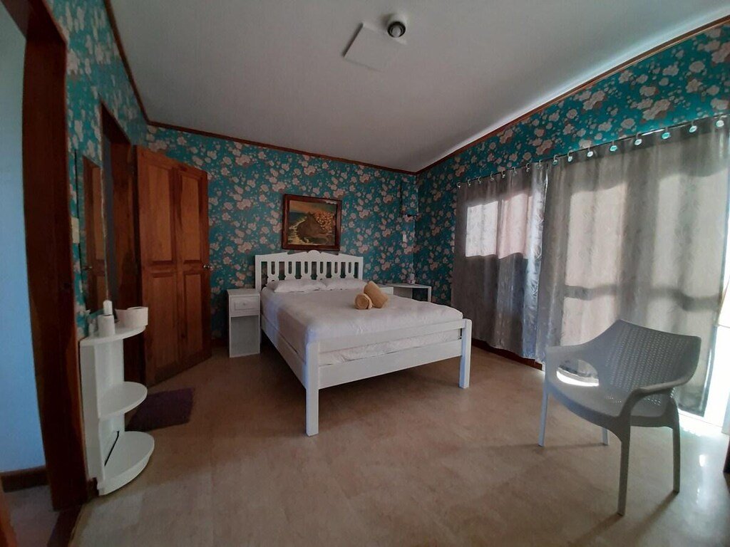 Mimis Heaven -- Entire Unit with fast internet, Siquijor Island, Philippines Reviews and Travel Guide 4-Star Rating: The Ultimate Secluded Paradise You Must Experience Now