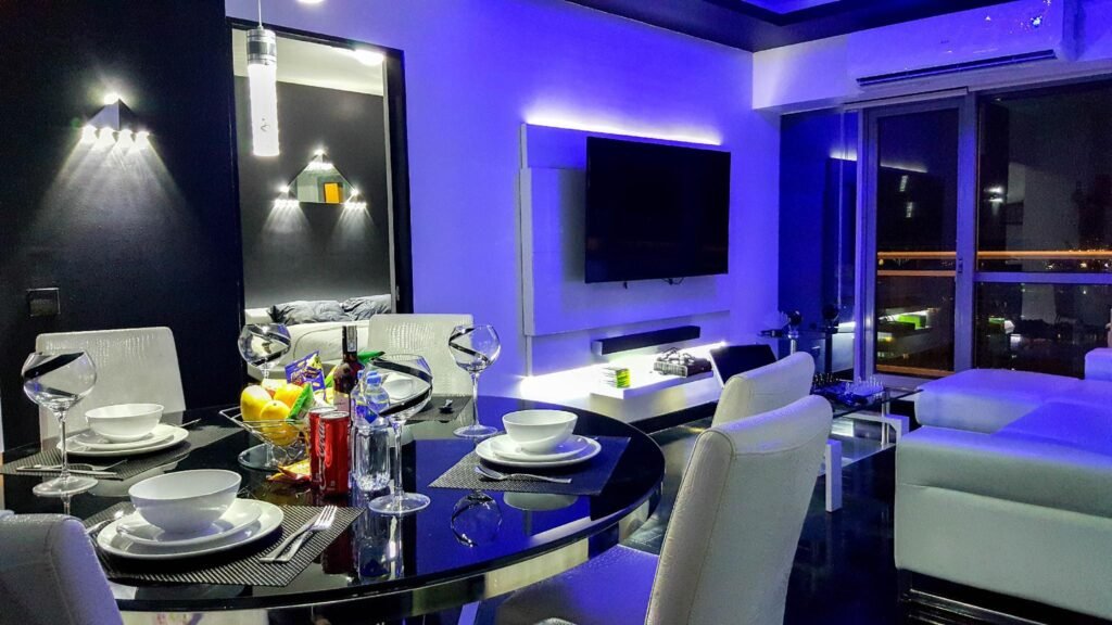 Modern Luxury Lower Penthouse in Mandaluyong