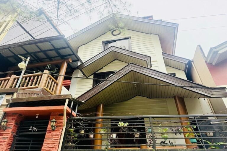 Mountain Transient Lodge, Baguio, Philippines