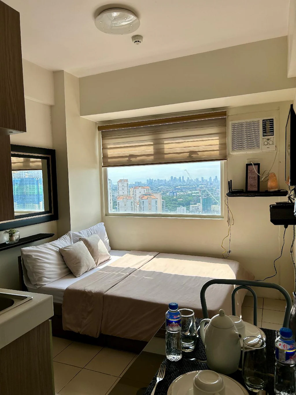 NIJECRIFIL’S CONDOTEL Manila Philippines Reviews Travel Guide 3-Star Staycation 5 Reasons to Book This Amazing Urban Oasis