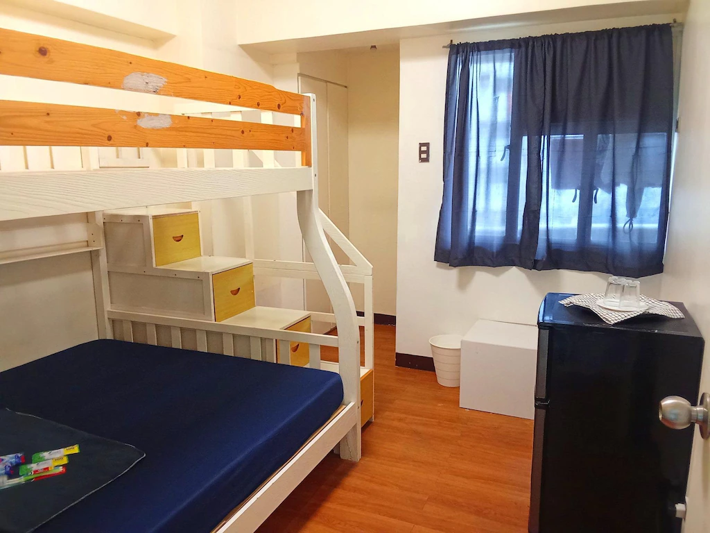 Navigators Inn at Pacific Regency Tower, Manila, Philippines