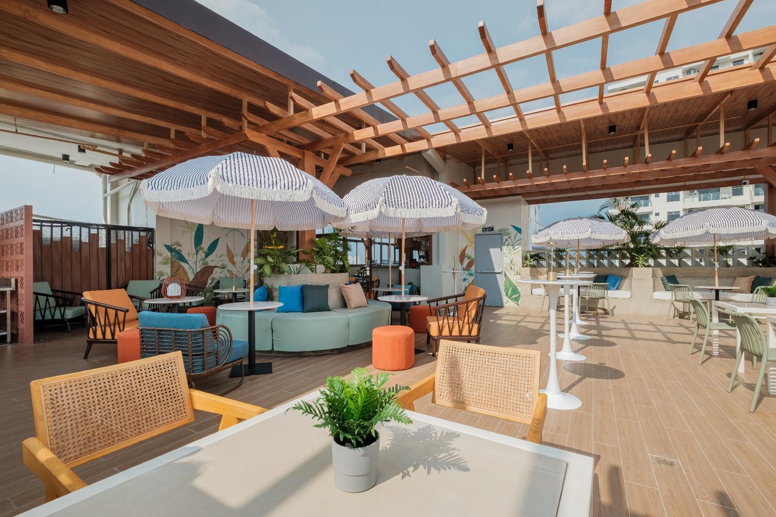 Nichols Airport Hotel