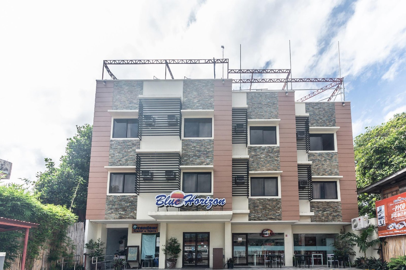 OYO 567 Blue Horizon Hostel