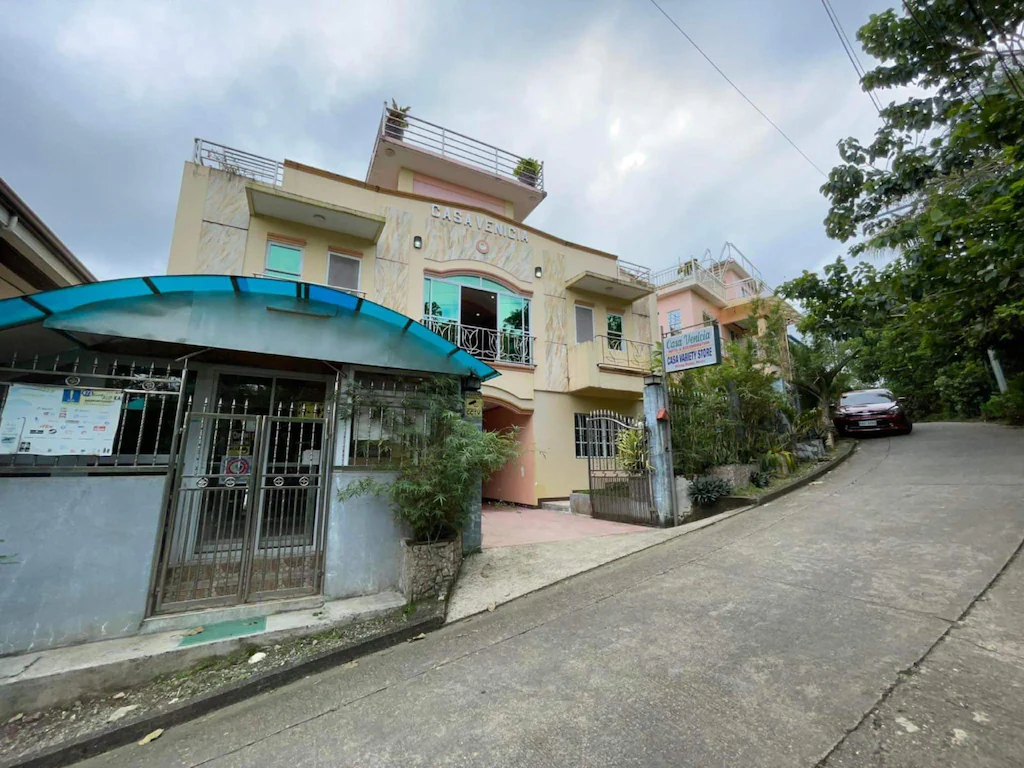 OYO 926 Casa Venicia Caticlan Boracay Island Philippines Reviews and Travel Guide 2 Star Outstanding