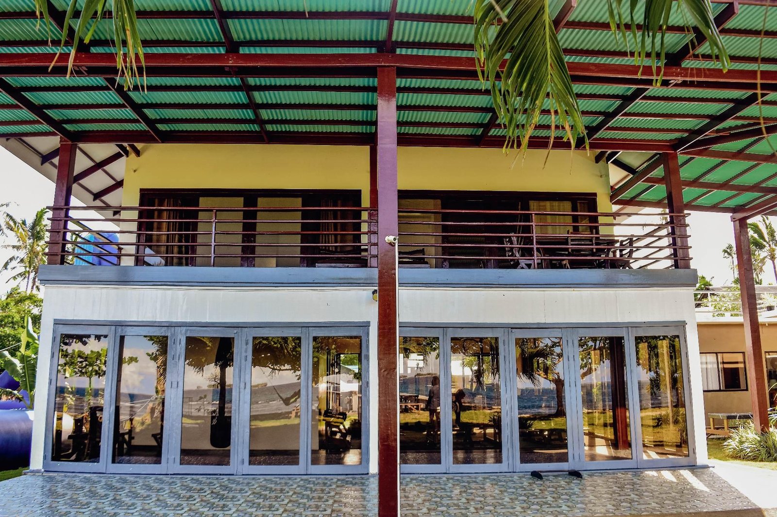 Ocean Front Luxury Family House