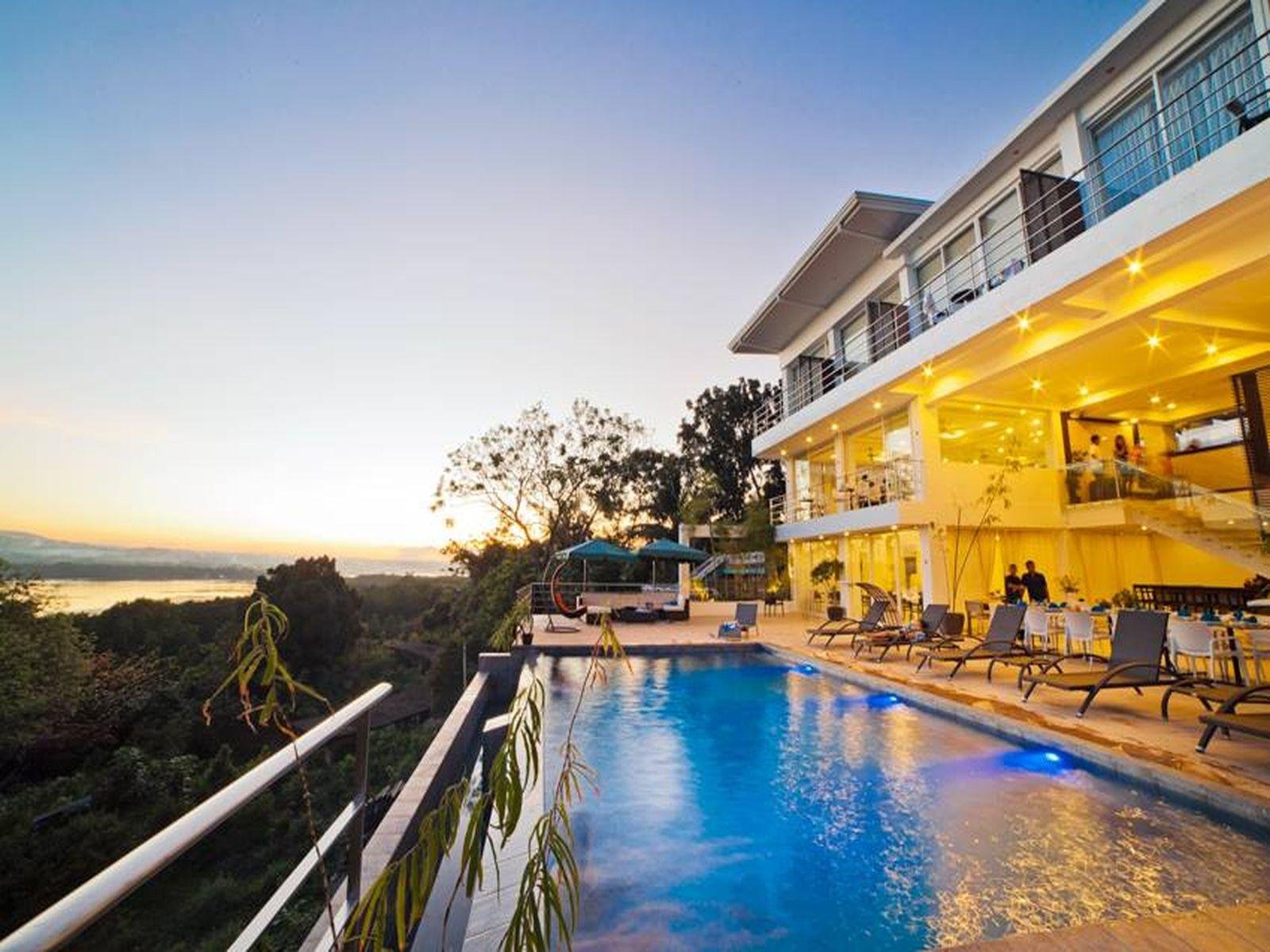 Ocean Suites Bohol Boutique Hotel