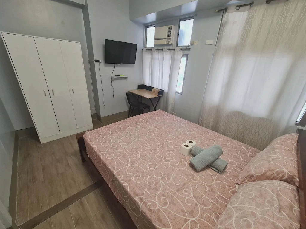 One BR Condo In Little Baguio Terraces, San Juan, Manila, Philippines