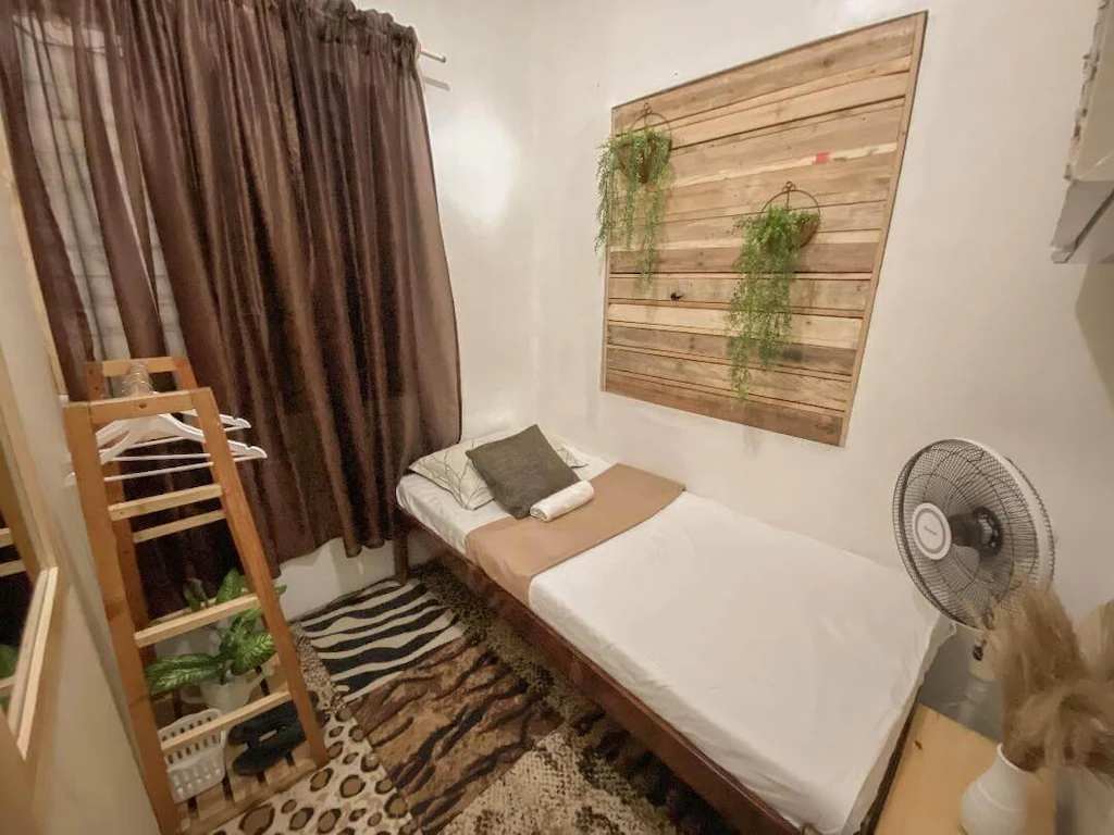 One Bedroom Loft in Urban City - R6 (Room only), Iloilo, Philippines