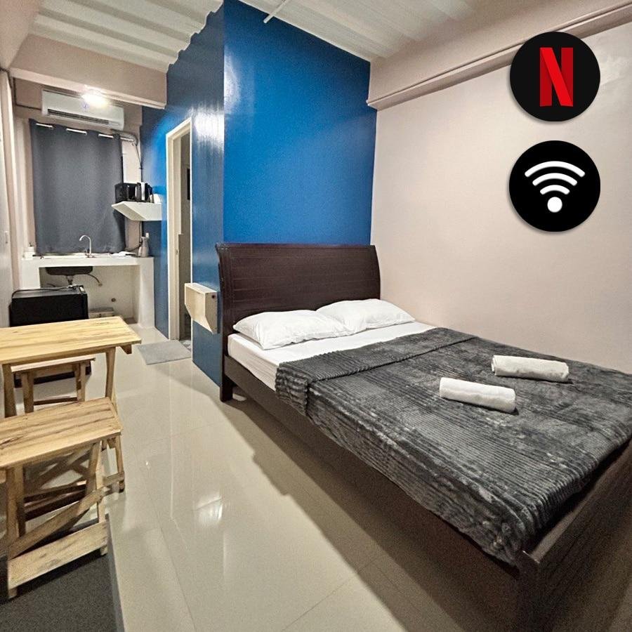 Origin Studios – Walk to Highstreet, BGC (Unit 3B), Manila, Philippines 3-Star Budget Hotel Review: Unbelievable Location and Travel Guide