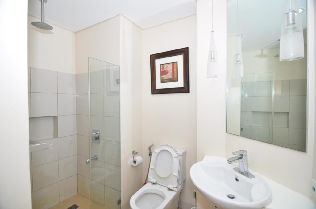 PICO DE LORO COVE CONDOMINIUM 2BR 01